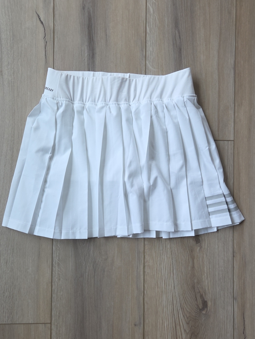 Adidas Pleated White Aeroready Tennis Skort Medium